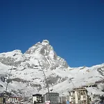 公寓 Ski, Stay, And Savour Aosta Valley *
