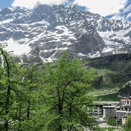Belvilla By Oyo Just 30m From The Ski Lifts * Breuil-Cervinia