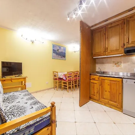 Ski, Stay, And Savour Aosta Valley * Брей-Червиния