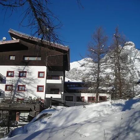 Apartment Ski, Stay, And Savour Aosta Valley