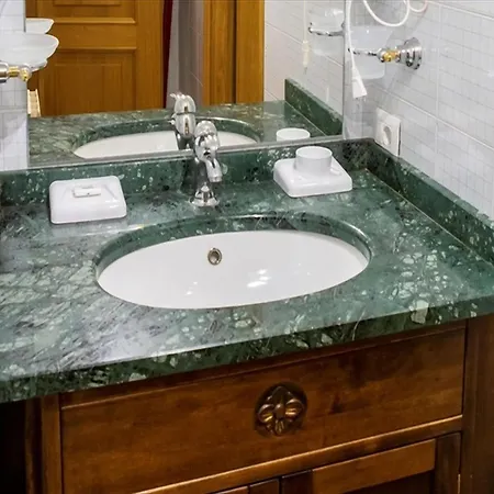 Ski, Stay, And Savour Aosta Valley *