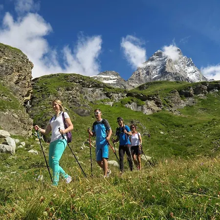 Apartament Ski, Stay, And Savour Aosta Valley *