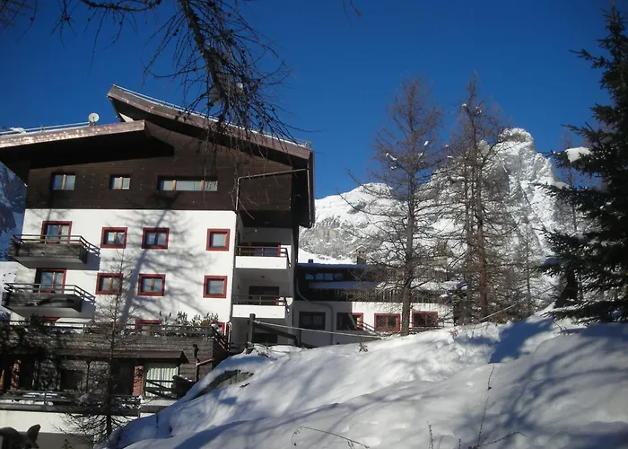 Апартаменти Ski, Stay, And Savour Aosta Valley