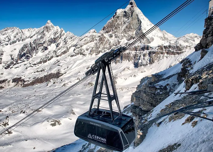 Ski, Stay, And Savour Aosta Valley Апартаменти *