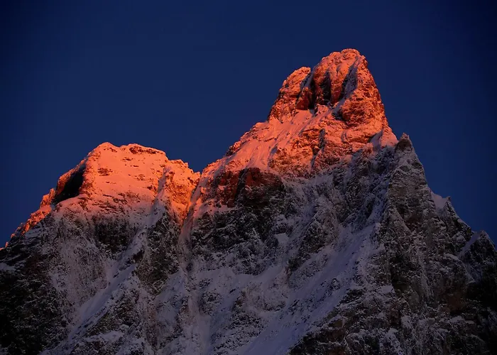 Апартаменти Ski, Stay, And Savour Aosta Valley Брей-Червінія